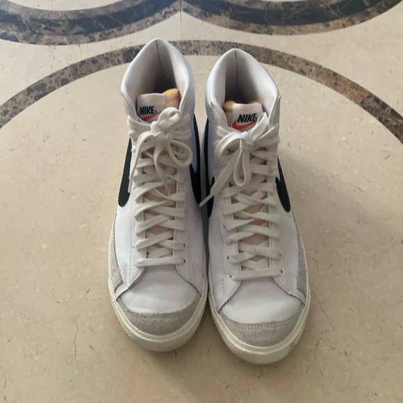 Men’s Nike Blazers Mid 77 vintage shoes - Picture 1 of 5